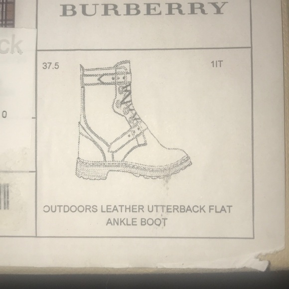 Authentic BURBERRY Boots. Worn twice. Like new. - Picture 15 of 15